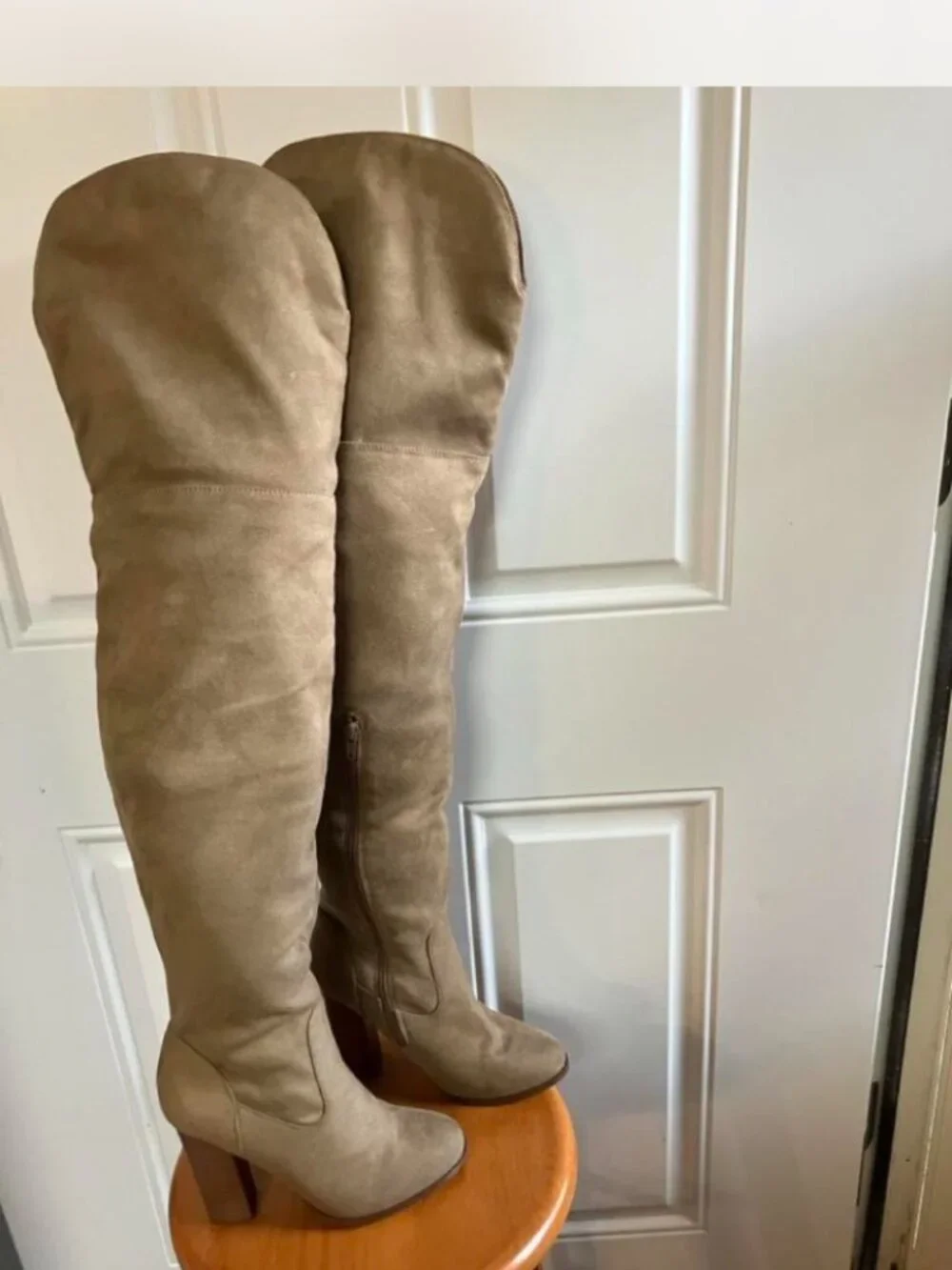 Woman's Boots